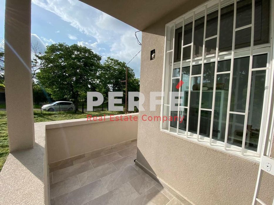 Къща в Бургас, област-с.Бата площ 120 цена 120000