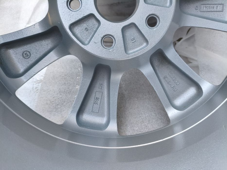Продам диски на subaru tribeca 2005