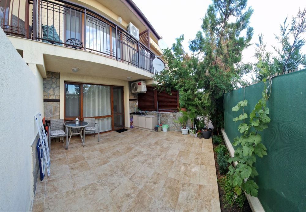 Дава се под наем Къща в Созопол - 100 кв.м за 500 € - Снимка #1