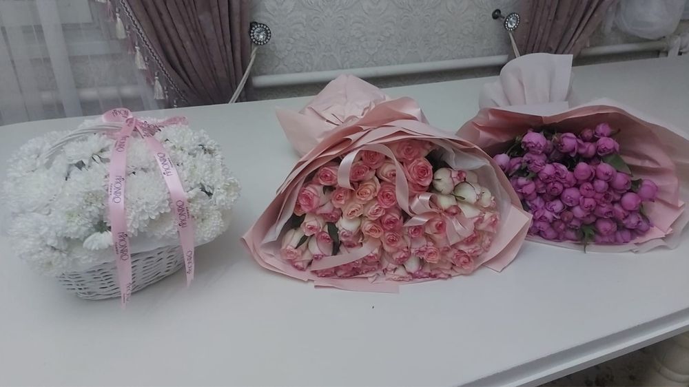 Гүлдер сатылады әрқайсысы 6-7 мыңнан