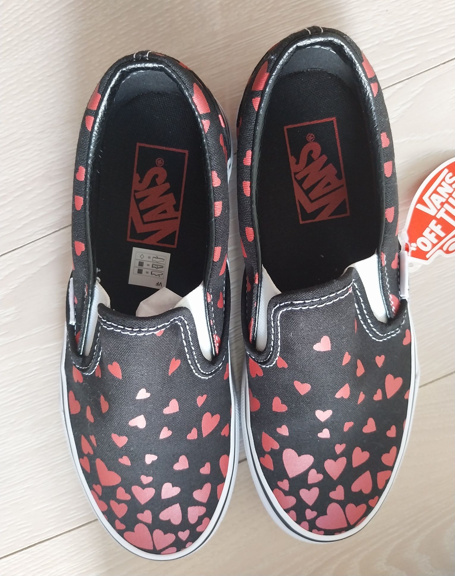 Кецове /гименки/ VANS, номер 35, нови