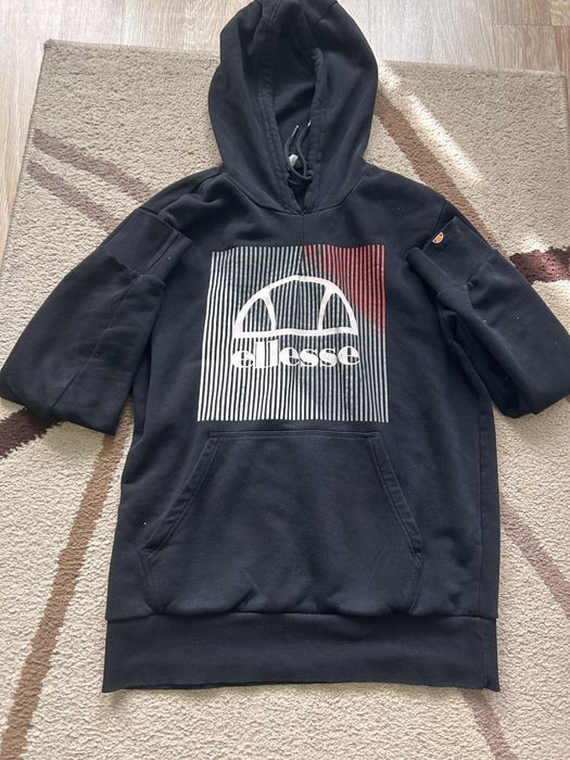 Ellesse суитчър