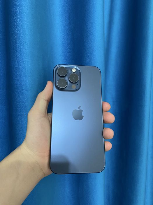 Продам Iphone 15 pro max 256gb