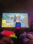 Манитор 200hz +кранштеин+клава..