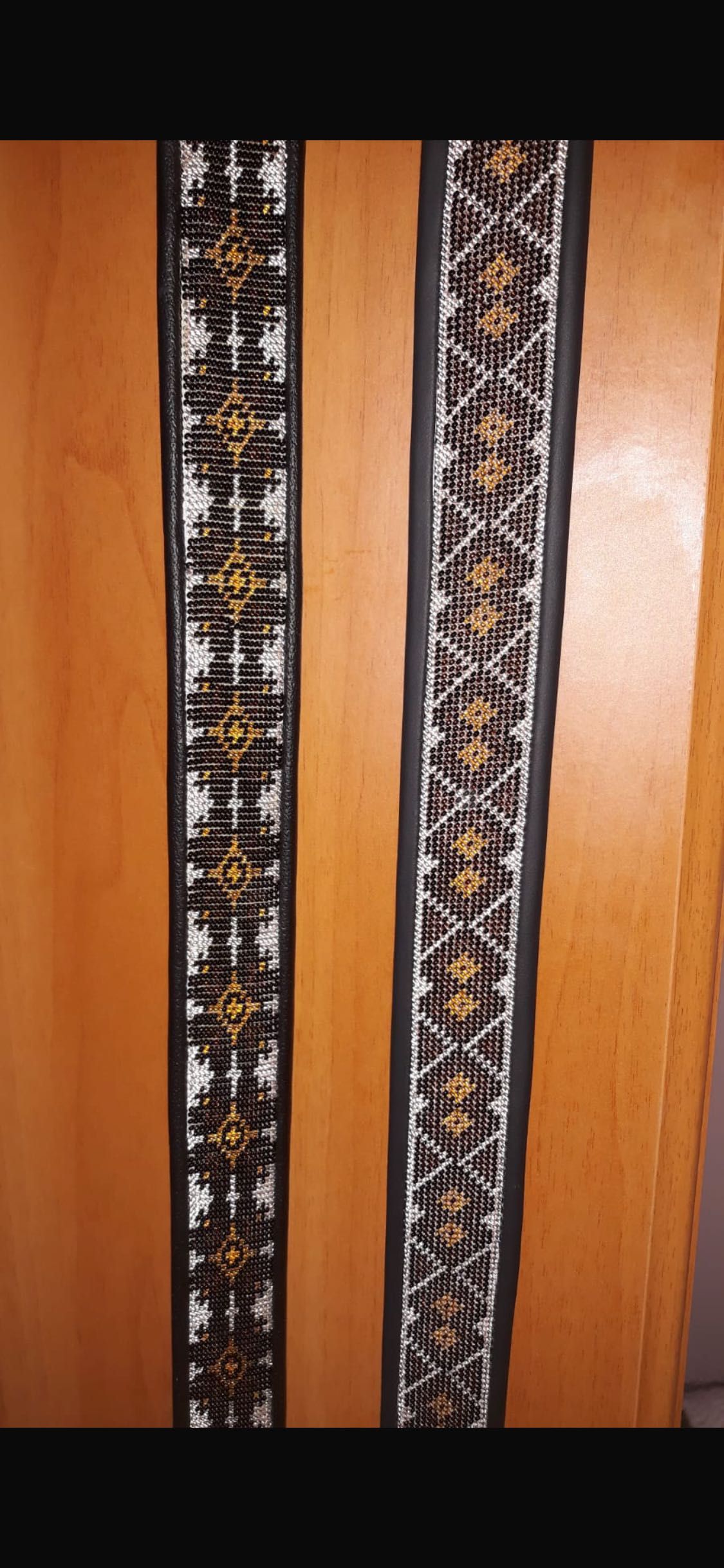 Vând curele cu mărgele