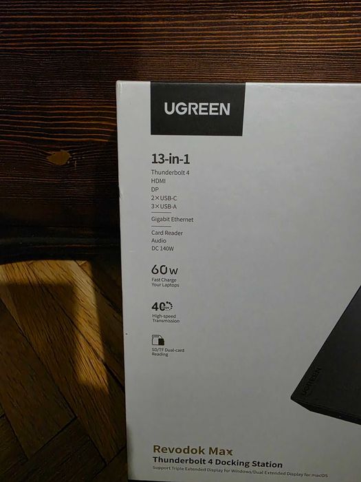 UGREEN Хъб 13-в-1 Revodok Max. Чисто нов.