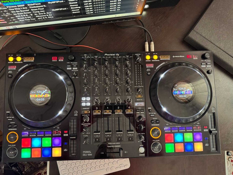 Pioneer DDJ 1000 + Pioneer DDJ XP 2