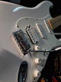 Chitara electrica Fender Player Series Strat HSS MN PWT