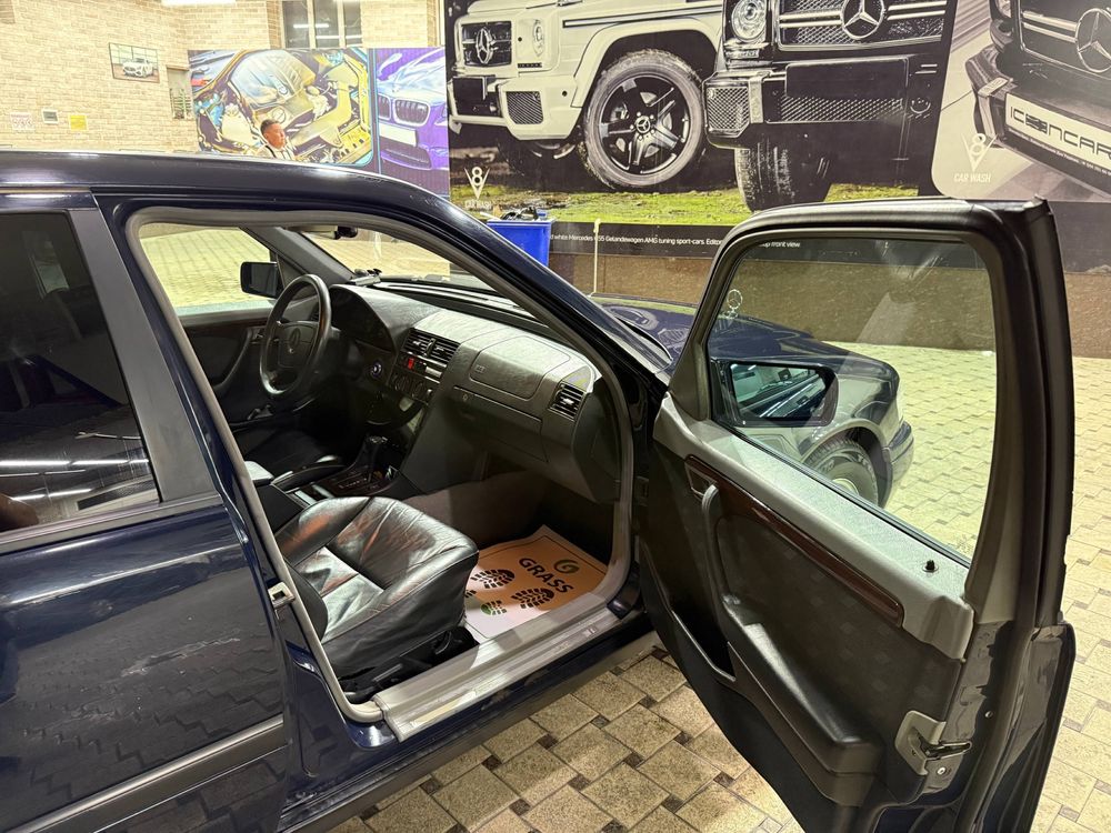 Mercedes benz w202