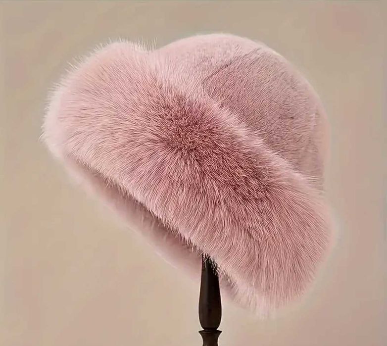 Луксозни дамски шапки-различни цветове