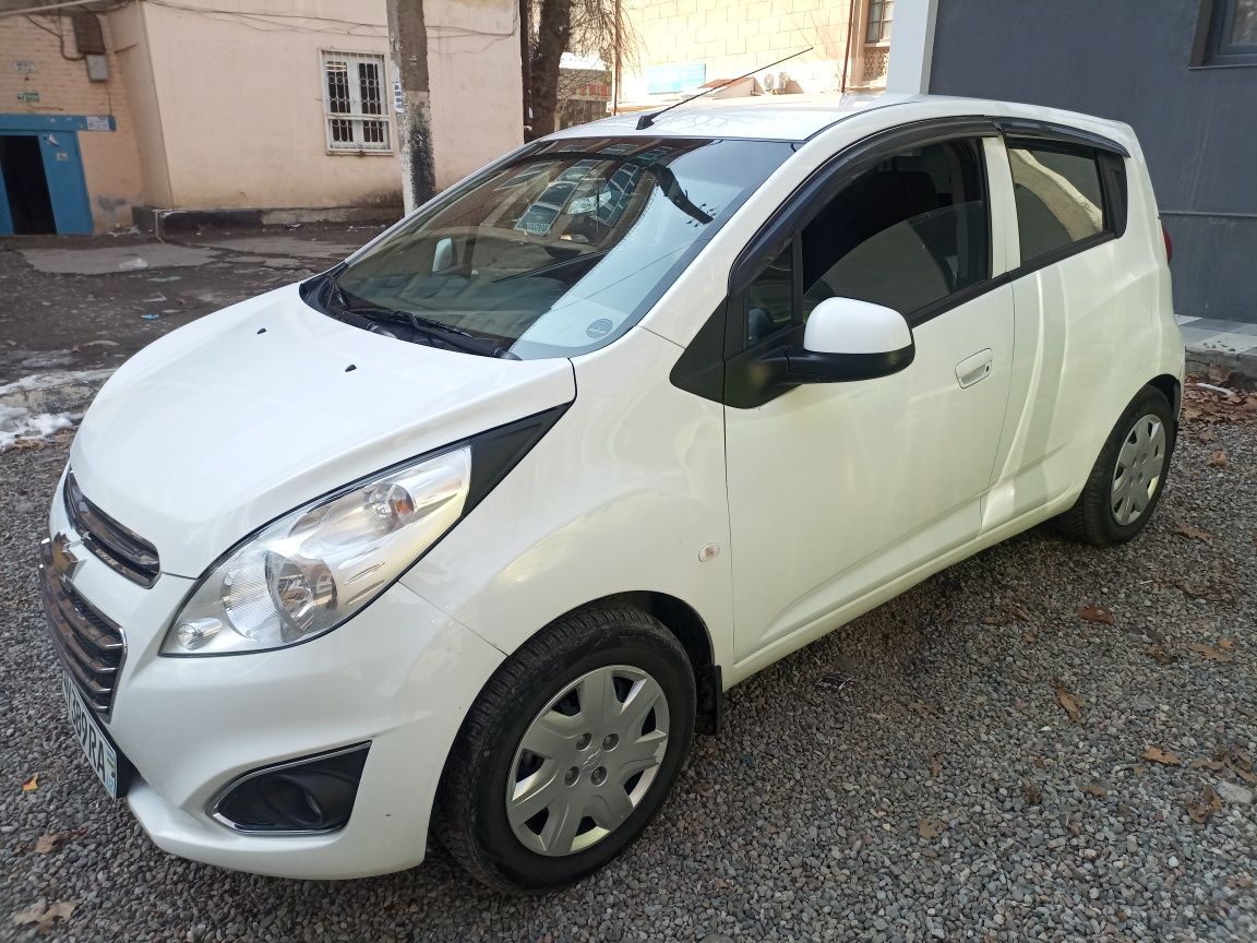 Chevrolet Spark 2019 2 позиция