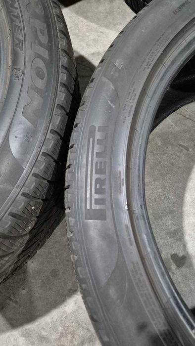 Set Anvelope Iarna Pirelli 325/35 R22 - 285/40 R22