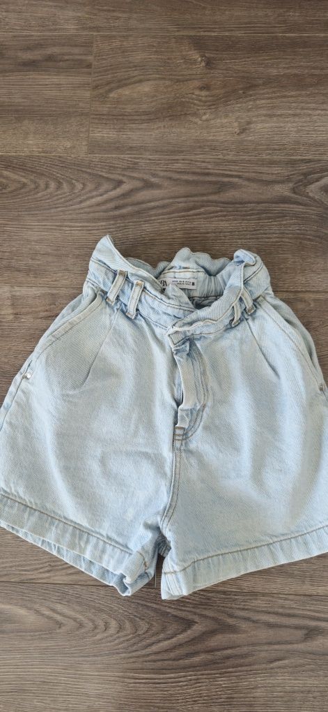 Дамски къси панталони Zara 32
