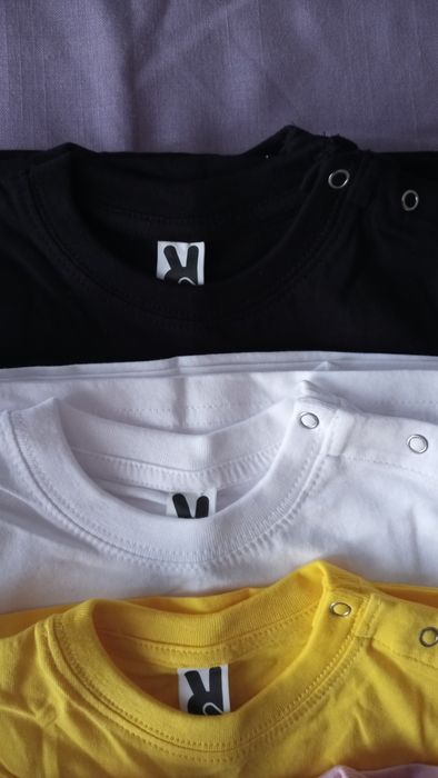 Tricouri pentru copii mărimea 12M