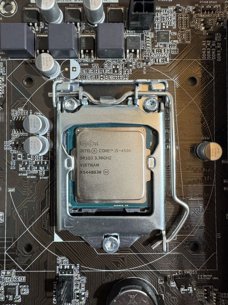 Kit Gaming i5 4590 + B85M Pro3 + 16GB RAM + placa video(extra cost)