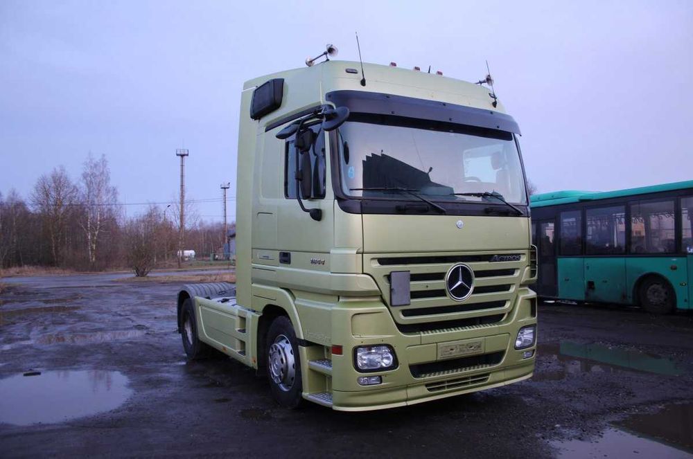 Dezmembrez Mercedes Actros MP3 - MP2 /Piese camion Mercedes/piese