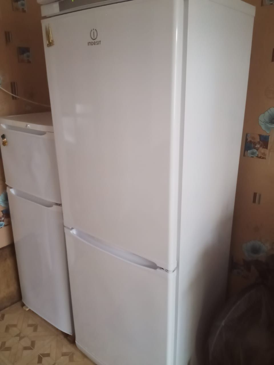 Холодильник за 7000