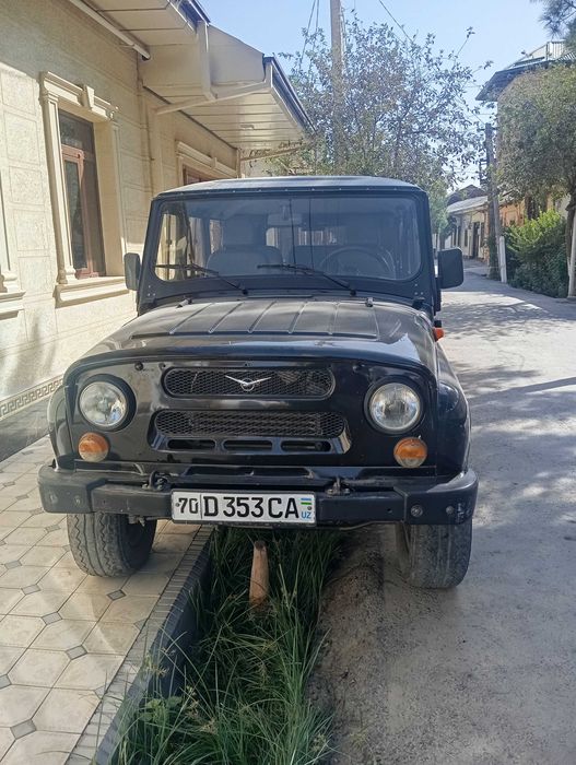 Uaz sotiladi yili 2014...