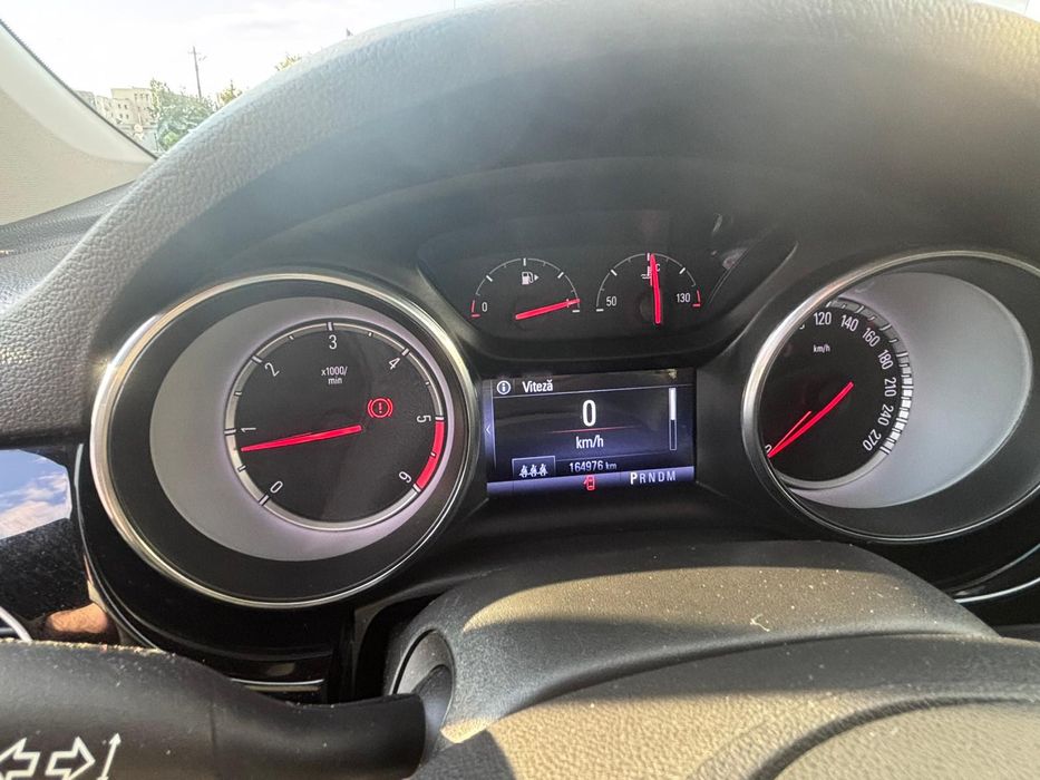 Vând OPEL ASTRA K Sports Tourer Automata2017 FULL OPTION