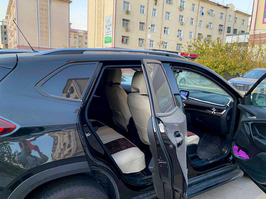 ТРЕКЕР ЛТЗ, 2025 йил 25 июл куни салондан олинган, 5 654 км юрган