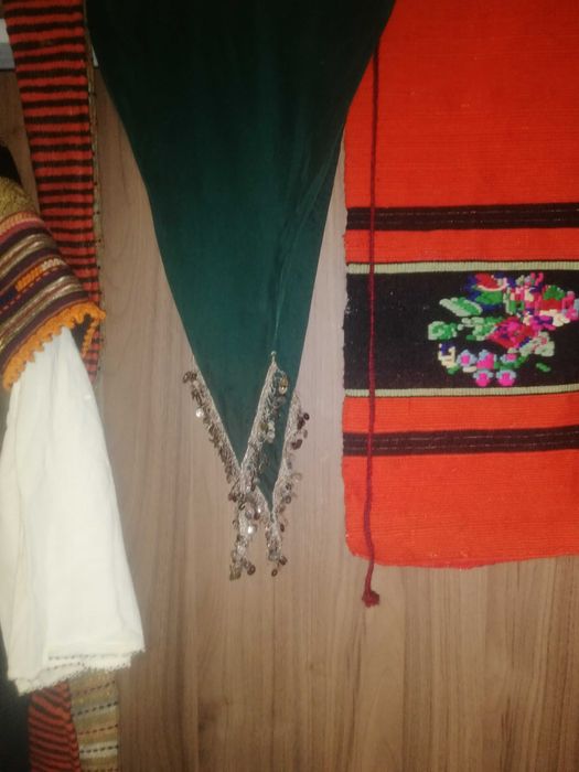 Автентична народна носия (сая)