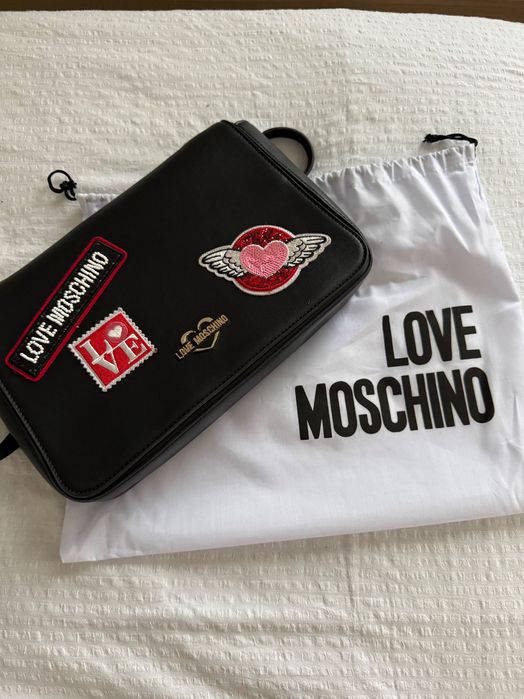 Чанта Love Moschino - черна кожа