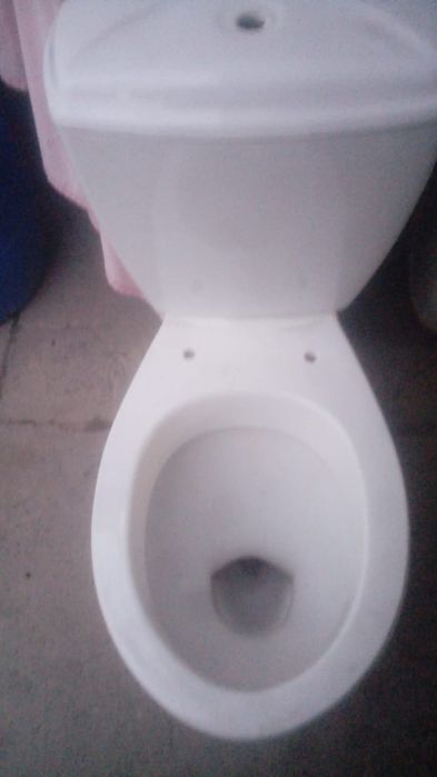 Продам унитаз в отличном состоянии