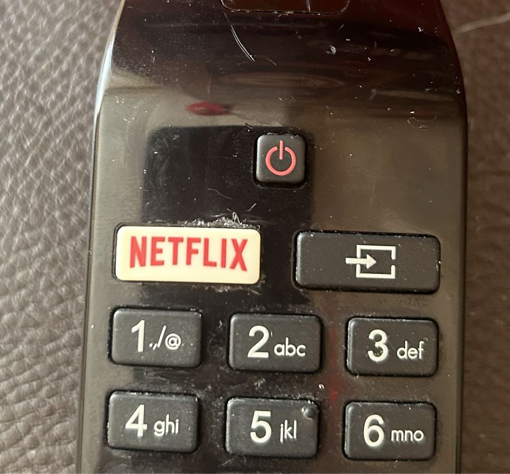 Колекционерски netflix бутон за телевизор