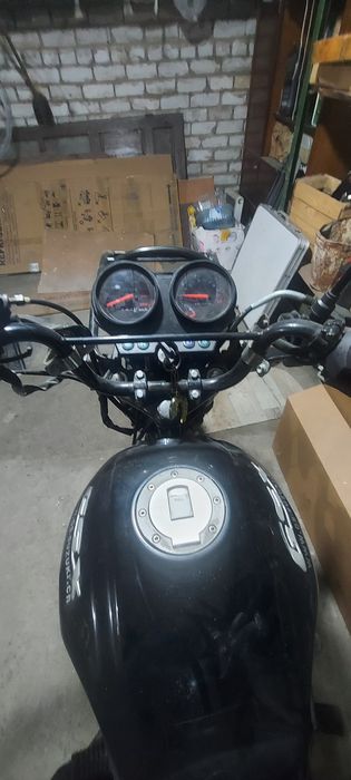 Мотоцикл Suzuki gsx 150cc