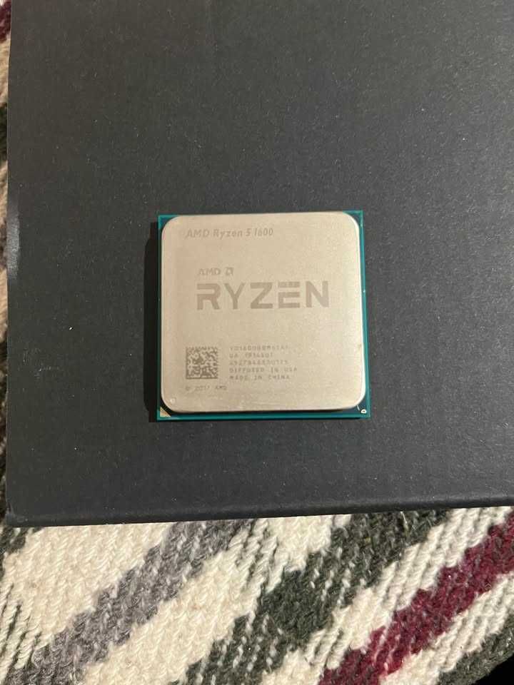 Процесор AMD Ryzen 5 1600+Охладител