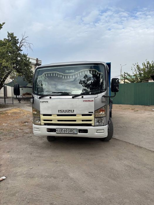 Isuzu 2008 самасвал