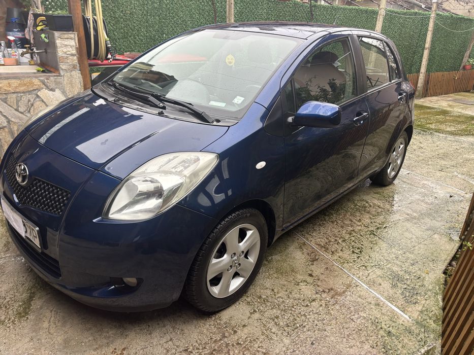 Тойота ярис 1000 бензин