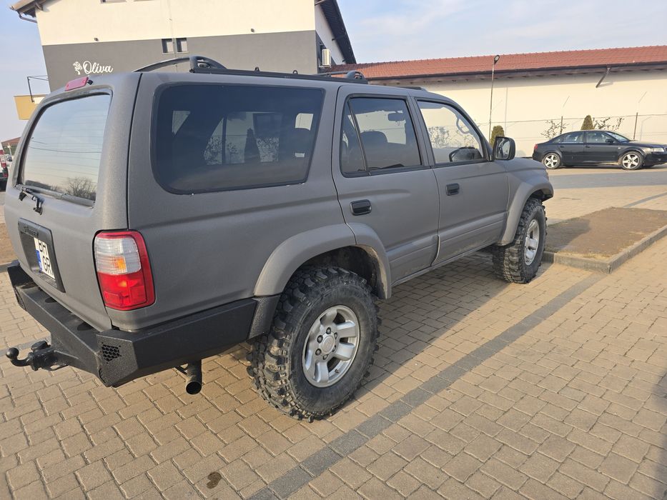 Toyota 4runner 3.4 benzina anul 1998e