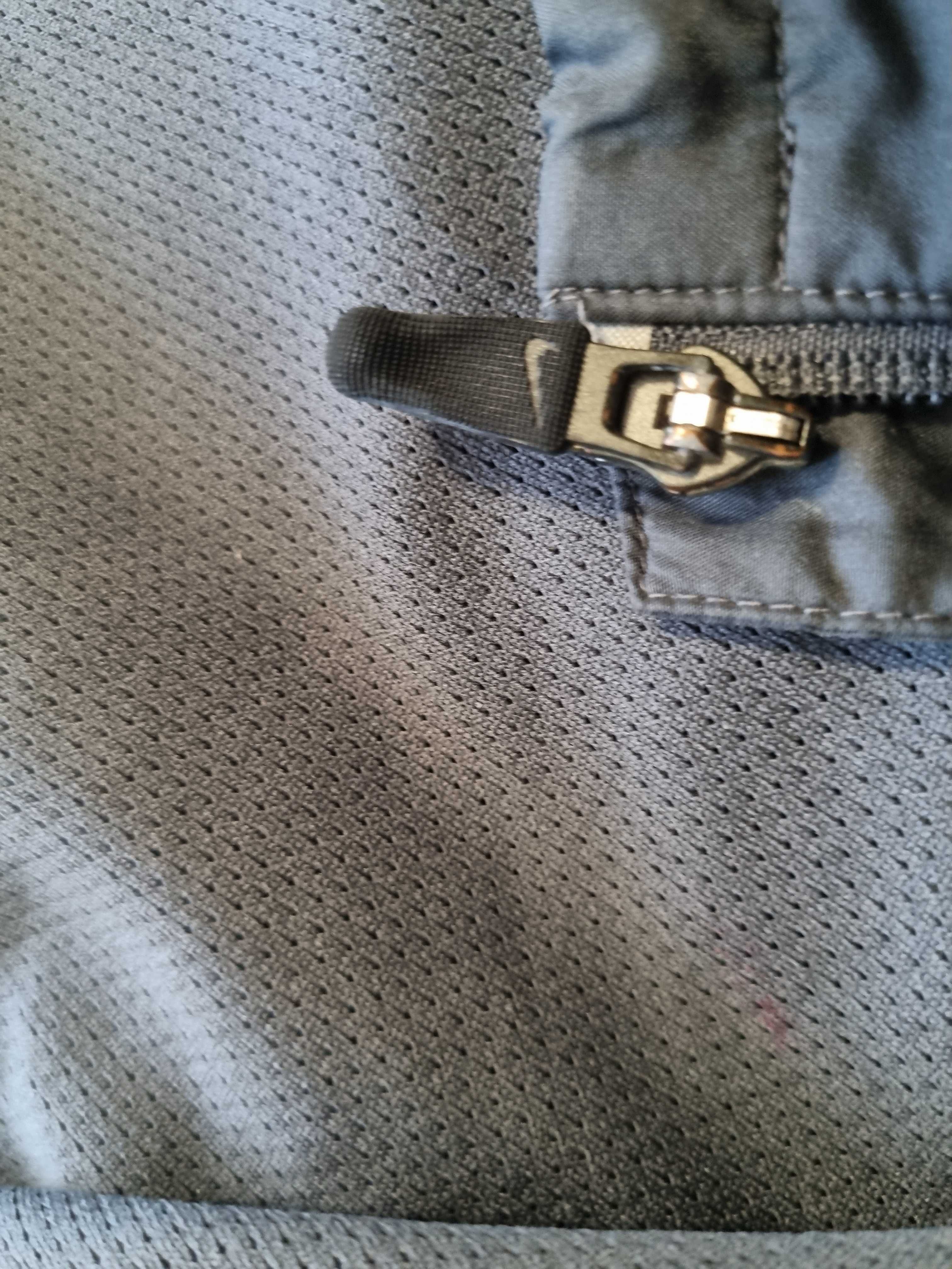 Яке Nike Manchester United