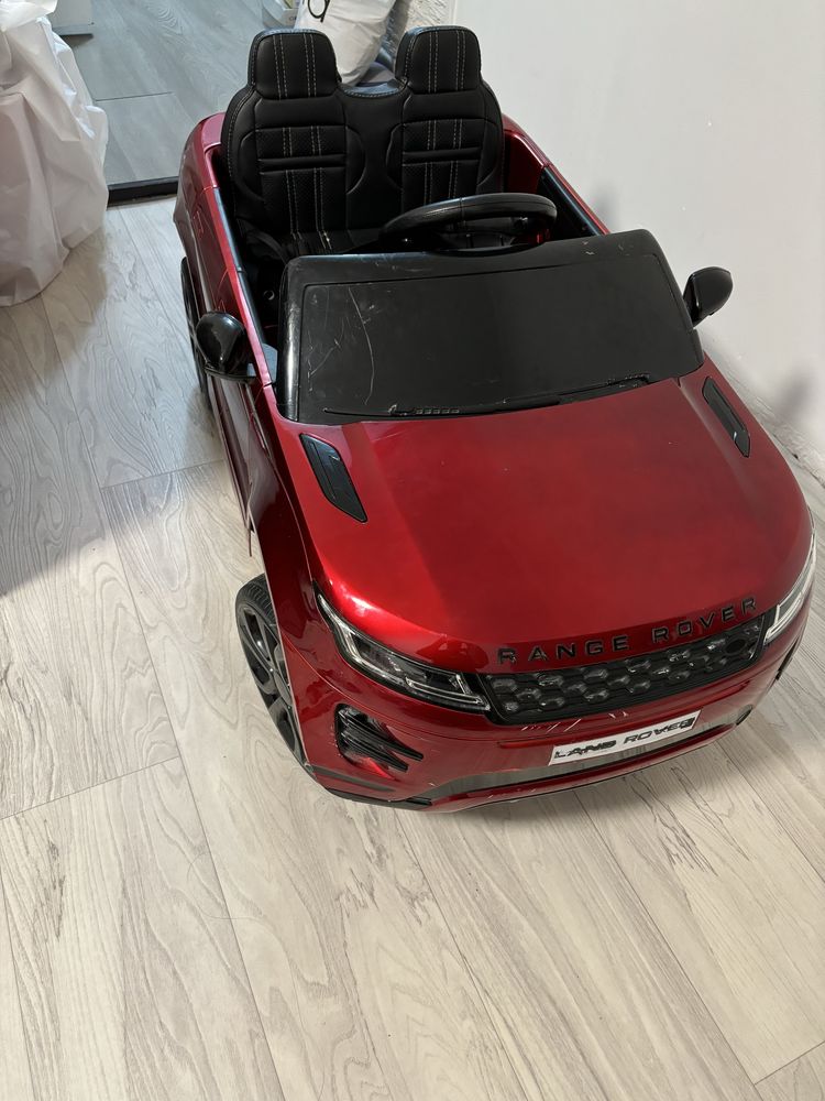 Машина на пульте управления Range Rover