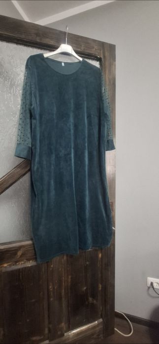 Rochie eleganta purtata de 2 ori