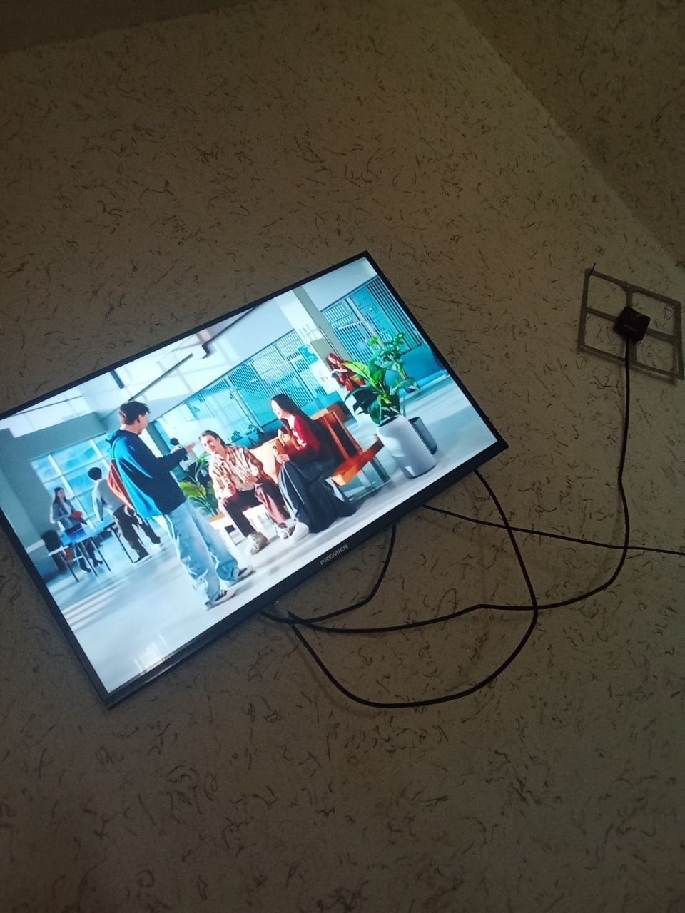 PREMIER 32 smart