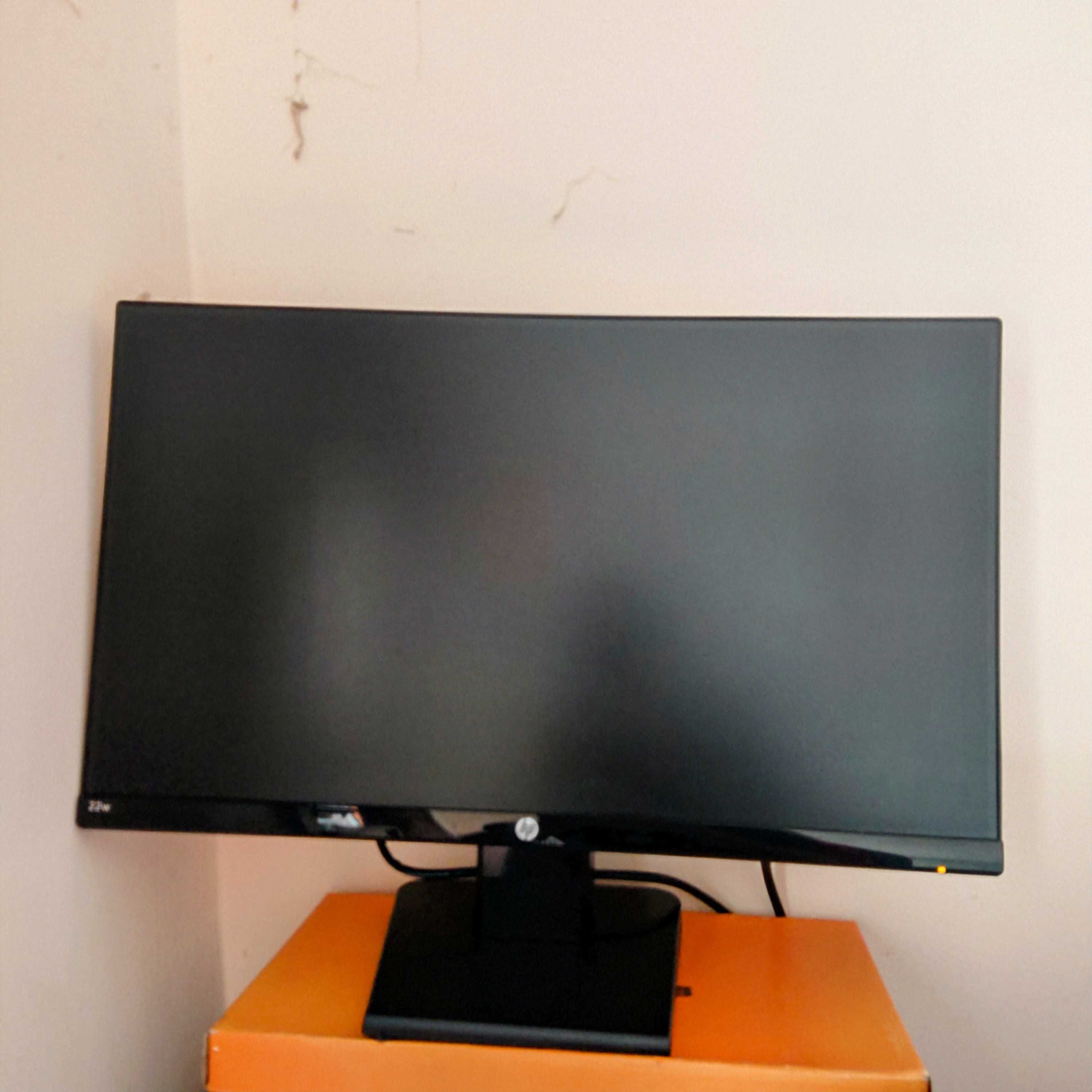 Монитор HP 22 w (безрамков, IPS, FullHD) - Без забележки