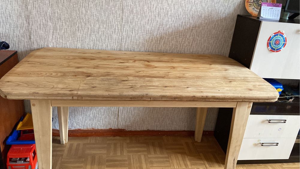 Продаю стол ручной работы