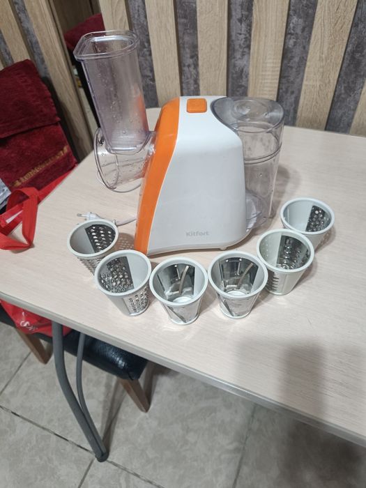 Электрическая терка (овошерезка)