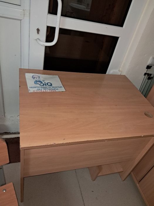 Продам всё что на фоте стол стулья парты доски