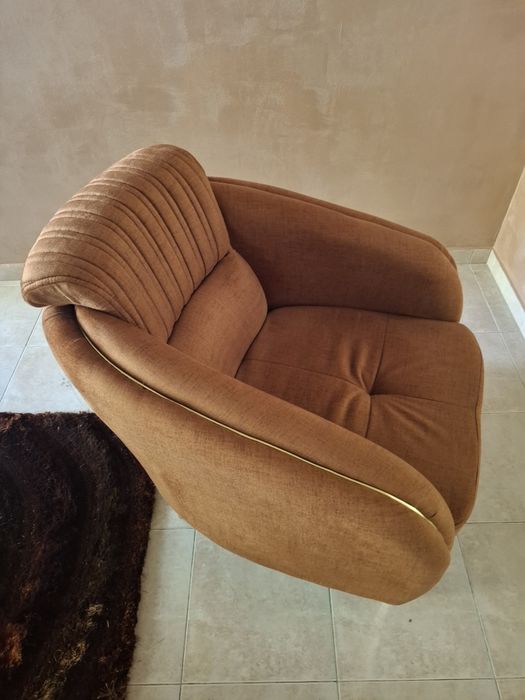 Нов фотьойл от плюш много удобен