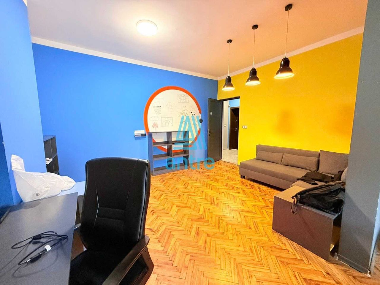Продава се Четиристаен апартамент в София, Център - 120 кв.м за 1488 €/кв.м - Снимка #1