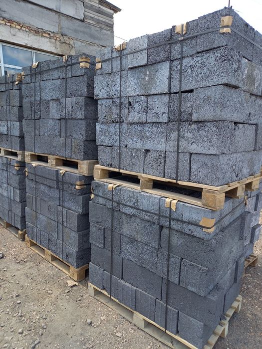 Шлакоблок полнотелый