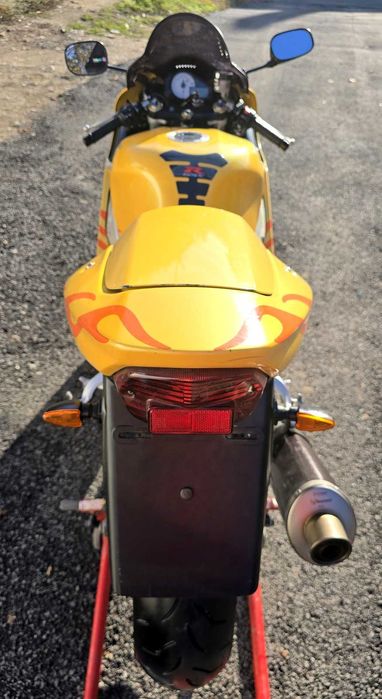 Suzuki Gsxr K3 600i за A2 НОВ ВНОС!