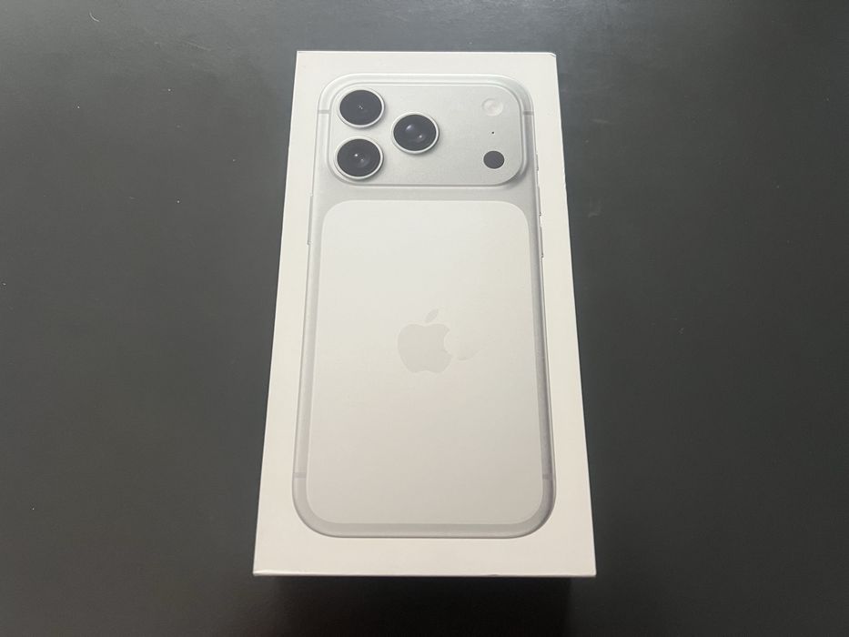 Продавам Apple iPhone 17 Pro 256GB-НОВ