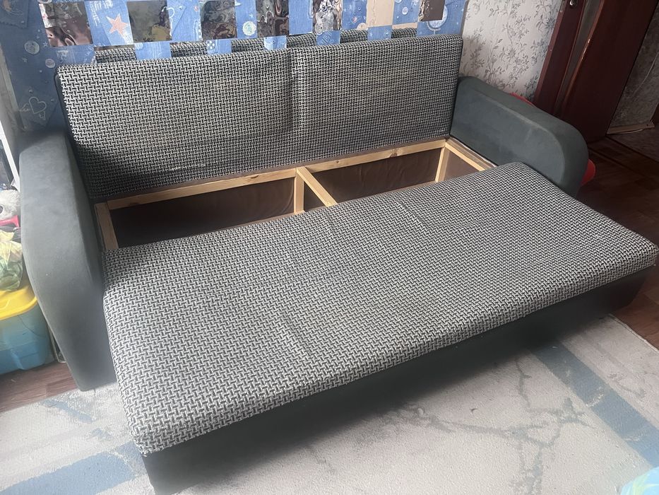 Диван 200*140 состояние норм., 12.000 тг торг