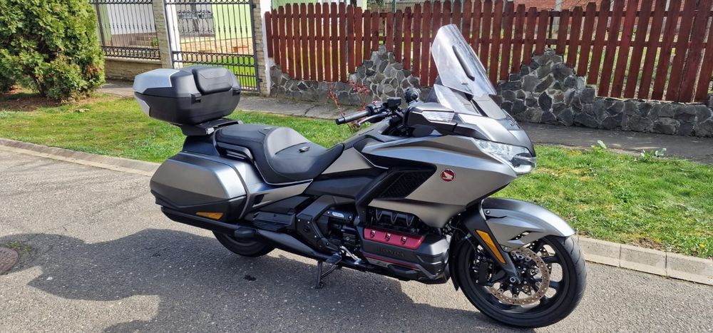 Vând Honda Goldwing Bagger  Iulie 2023 înmatriculată
