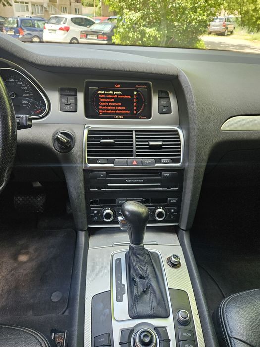 Audi q7 3.0dizel 245ks 2011god На части