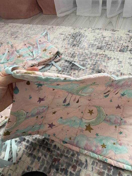 Продам бортики для детской кроватки